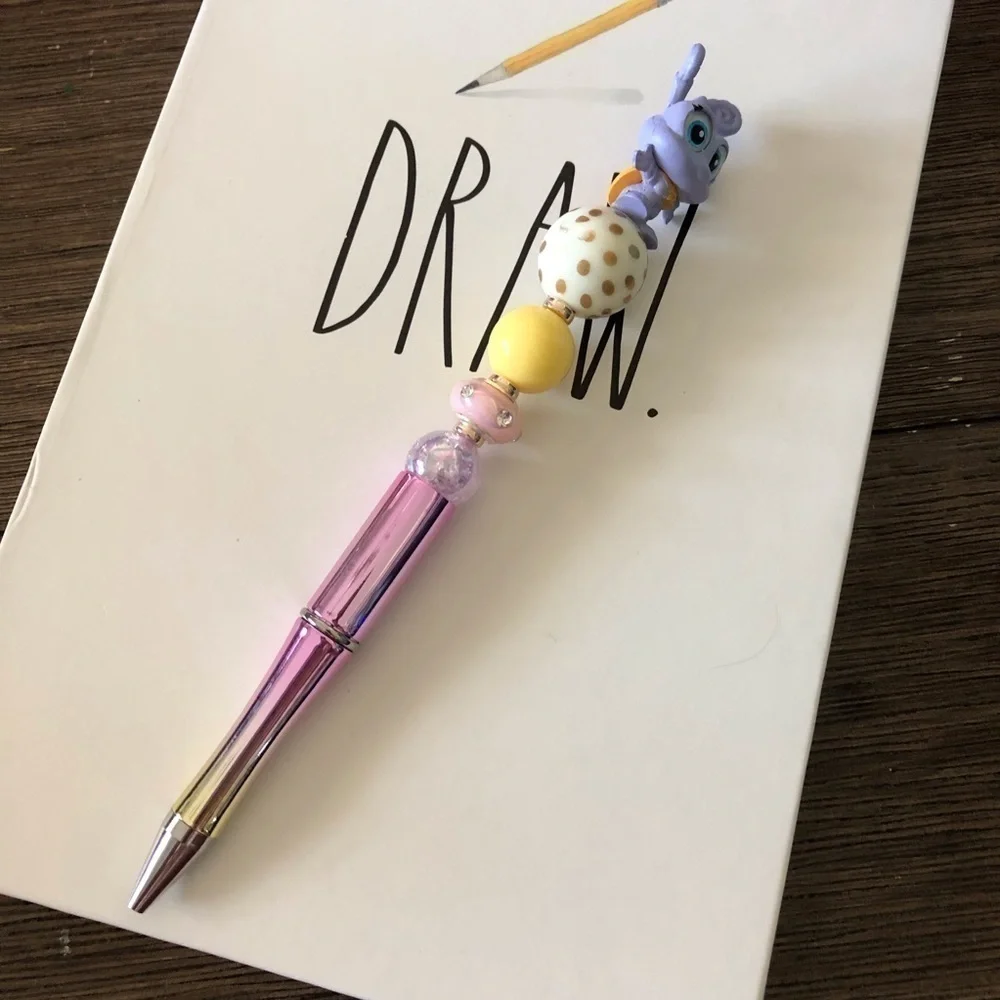 Disney Doorables: A Bug's Life: Dot handmade beaded pen